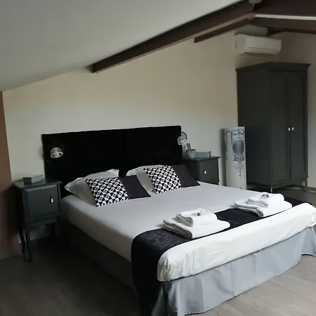 La Villa-carcassonne Bed & Breakfast *